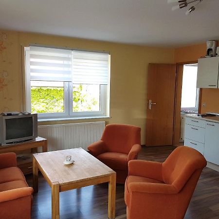 Monteurwohnungen Goeb - Nicht Fuer Urlaubsgaeste Geisa Zewnętrze zdjęcie